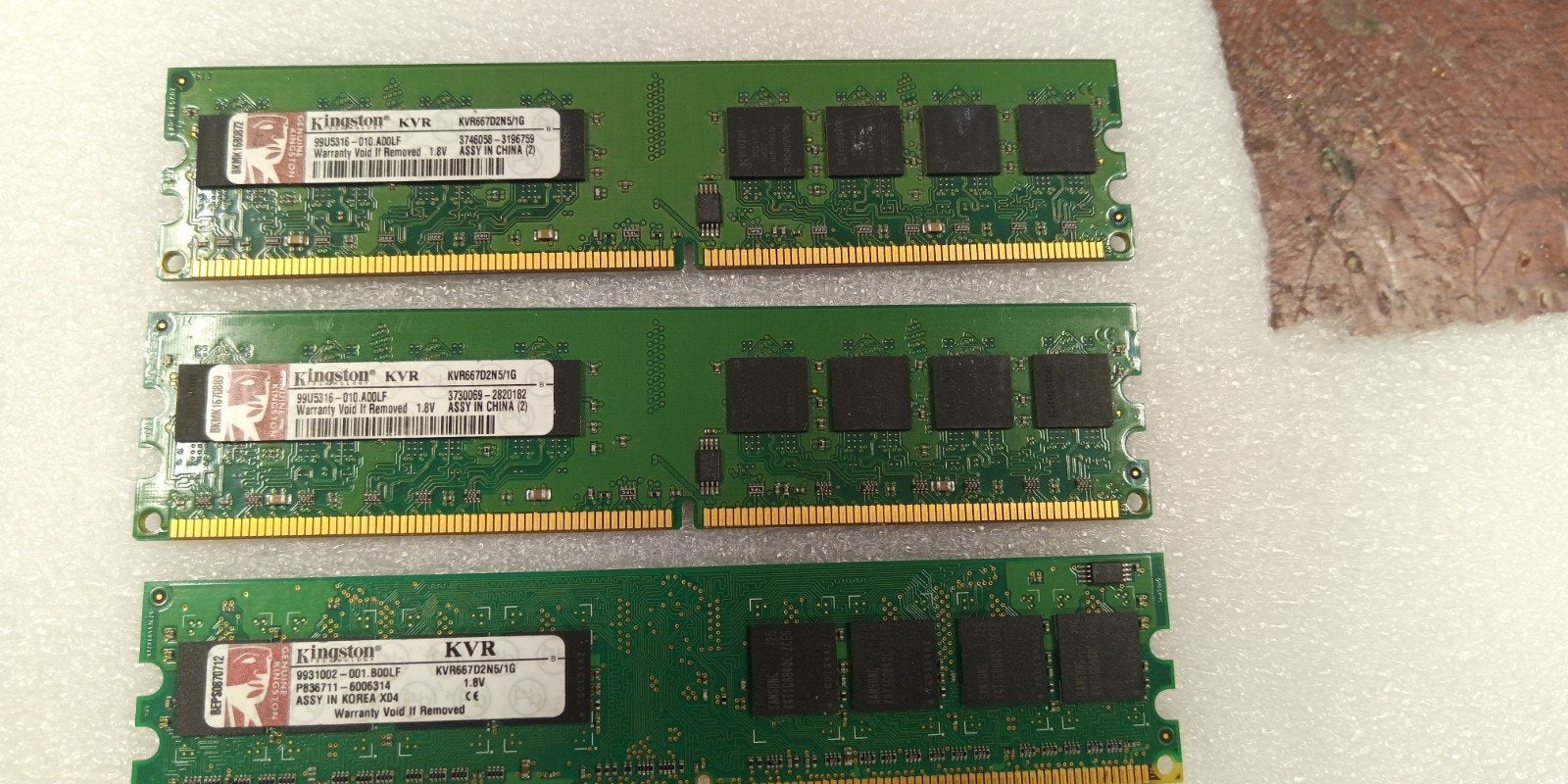 3x Kingston KVR667D2NS/1G DDR2 RAM Geheugenmodules, Gebruikt, Server, Ophalen of Verzenden, DDR2