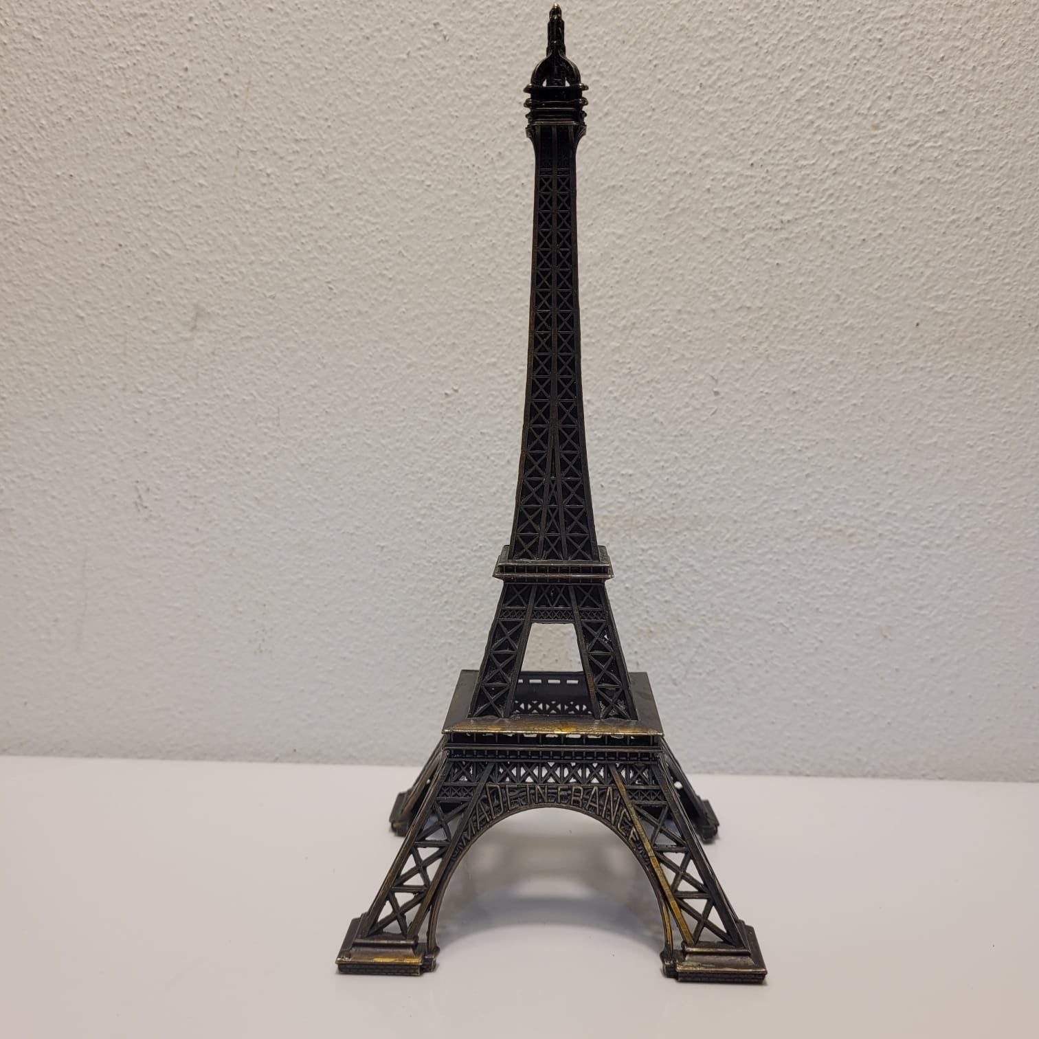 Eiffeltoren beeldje - Parijs souvenir Vintage 1970, Ophalen of Verzenden, Gebruikt, Overige typen