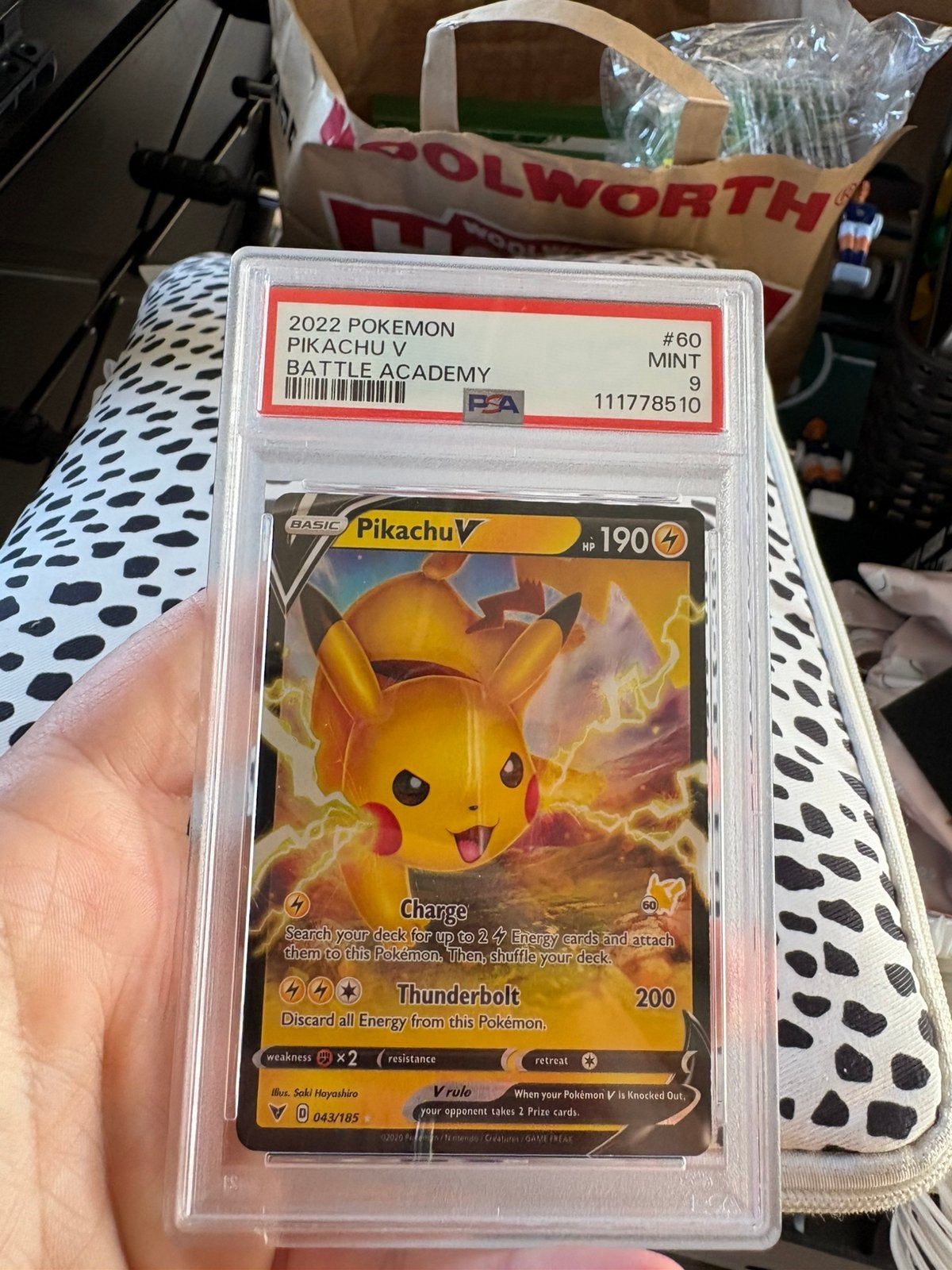 Pikachu v psa 9, Hobby en Vrije tijd, Verzamelkaartspellen | Pokémon, Ophalen of Verzenden, Zo goed als nieuw, Meerdere kaarten