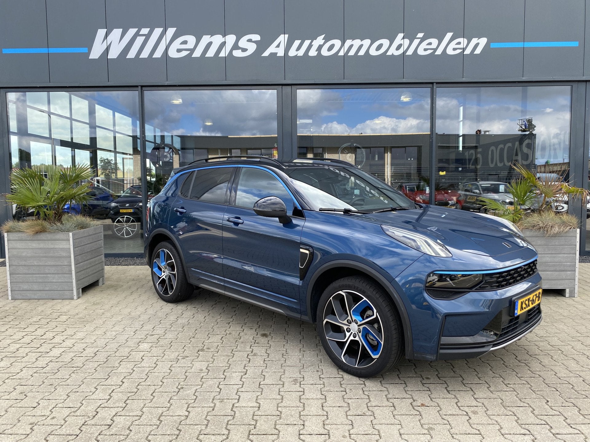Lynk & Co 01 1.5 Zwarte Hemel, App-Connect, 360' Camera & Pa, Auto's, Stof, Euro 6, Met garantie (alle), Plug-in hybride