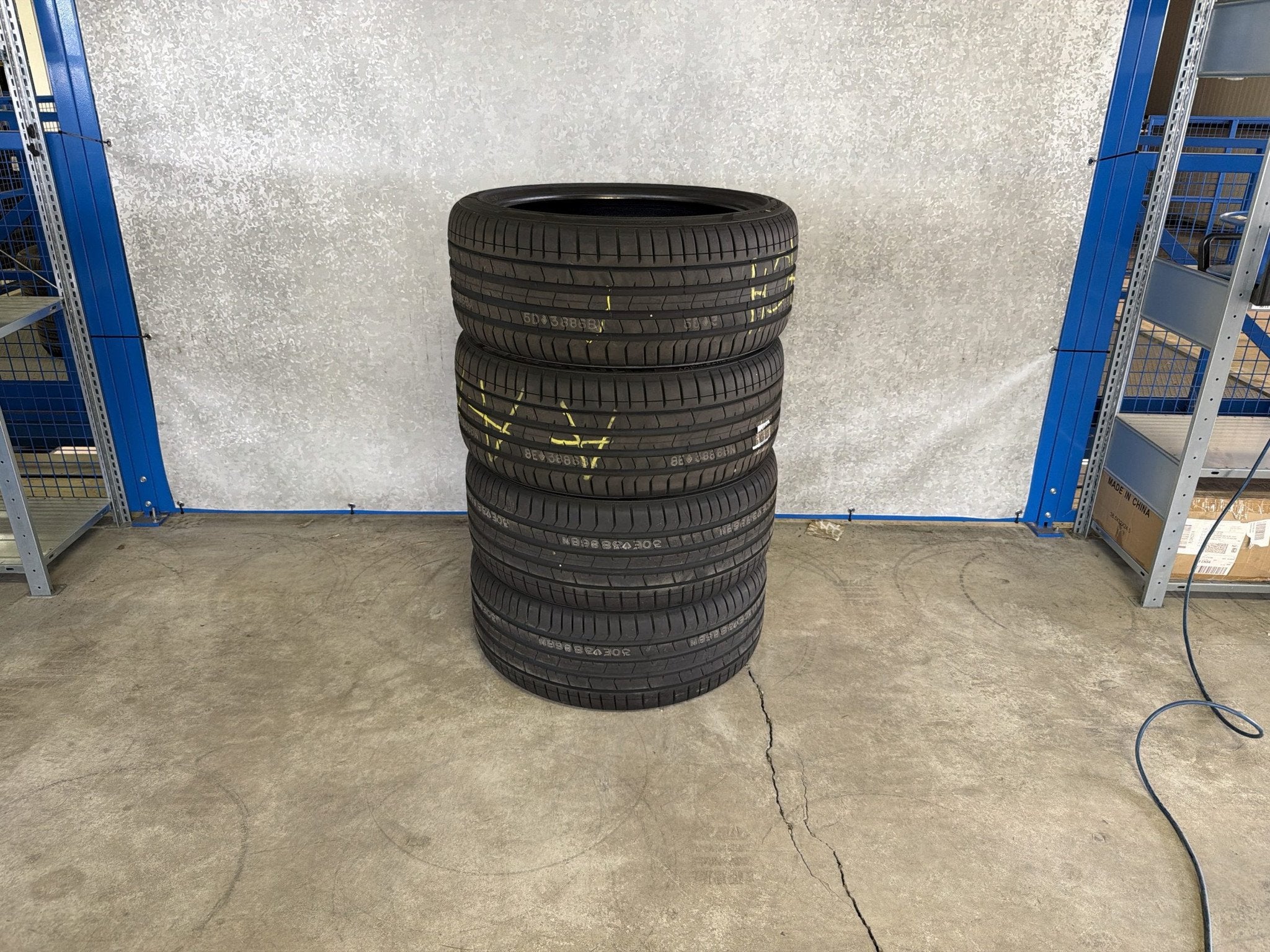 Losse banden 4x - Pirelli - 255 40 20, Band(en)