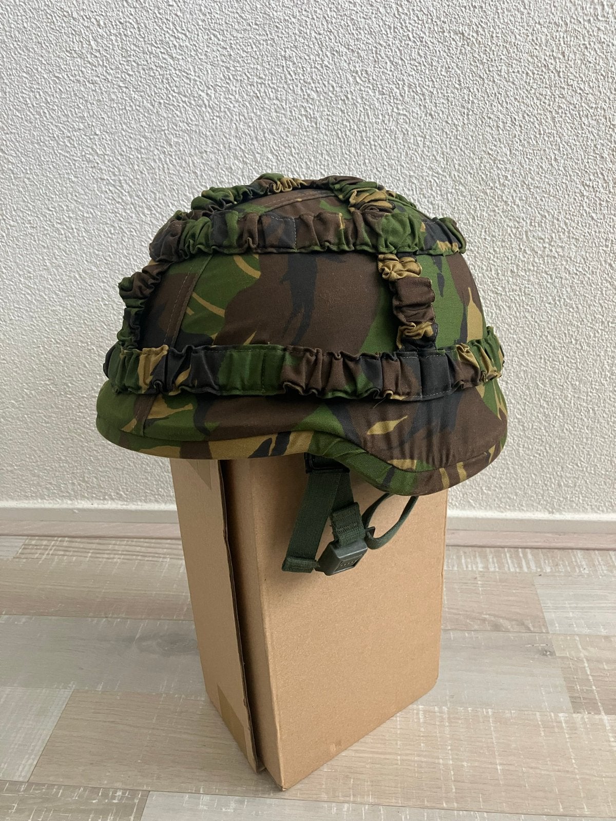 M95 Kevlar Gevechtshelm Nieuw!, Ophalen of Verzenden, Landmacht, Nederland, Helm of Baret