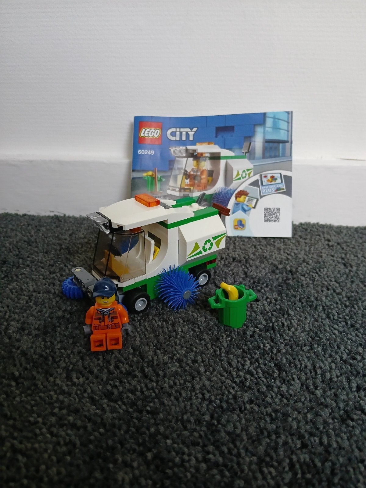 LEGO City 60249 Straatveger met Minifiguur, City, Lego, Ophalen of Verzenden, Zo goed als nieuw