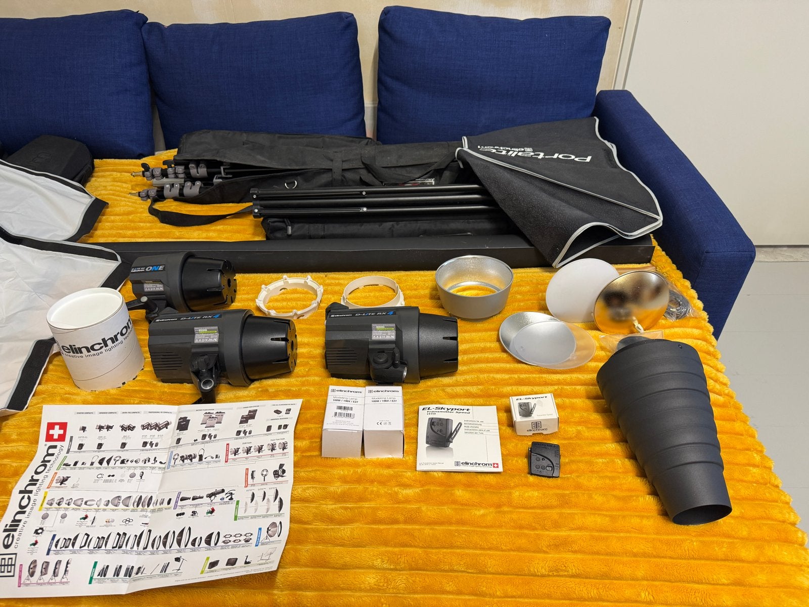 Complete Elinchrom fotostudio: 3 lampen, statieven, achtergr, Complete fotostudio, Ophalen of Verzenden, Zo goed als nieuw, Draadloos