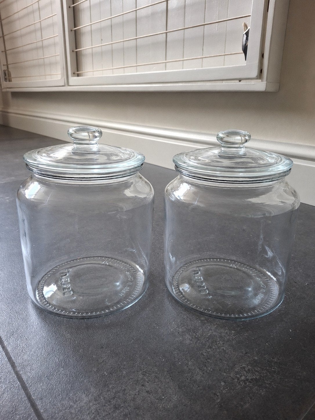 Twee IKEA glazen voorraadpotten - zo goed als nieuw, Glas, IKEA, Ophalen of Verzenden, Zo goed als nieuw