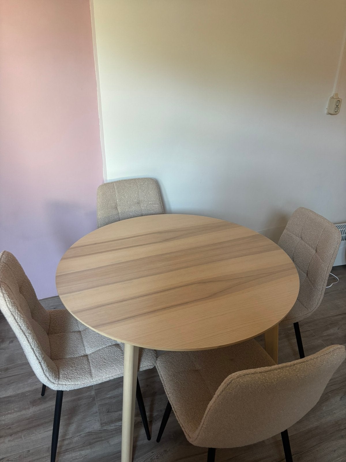 Eettafel met 4 stoelen, Ophalen, 100 tot 150 cm, Rond, Zo goed als nieuw