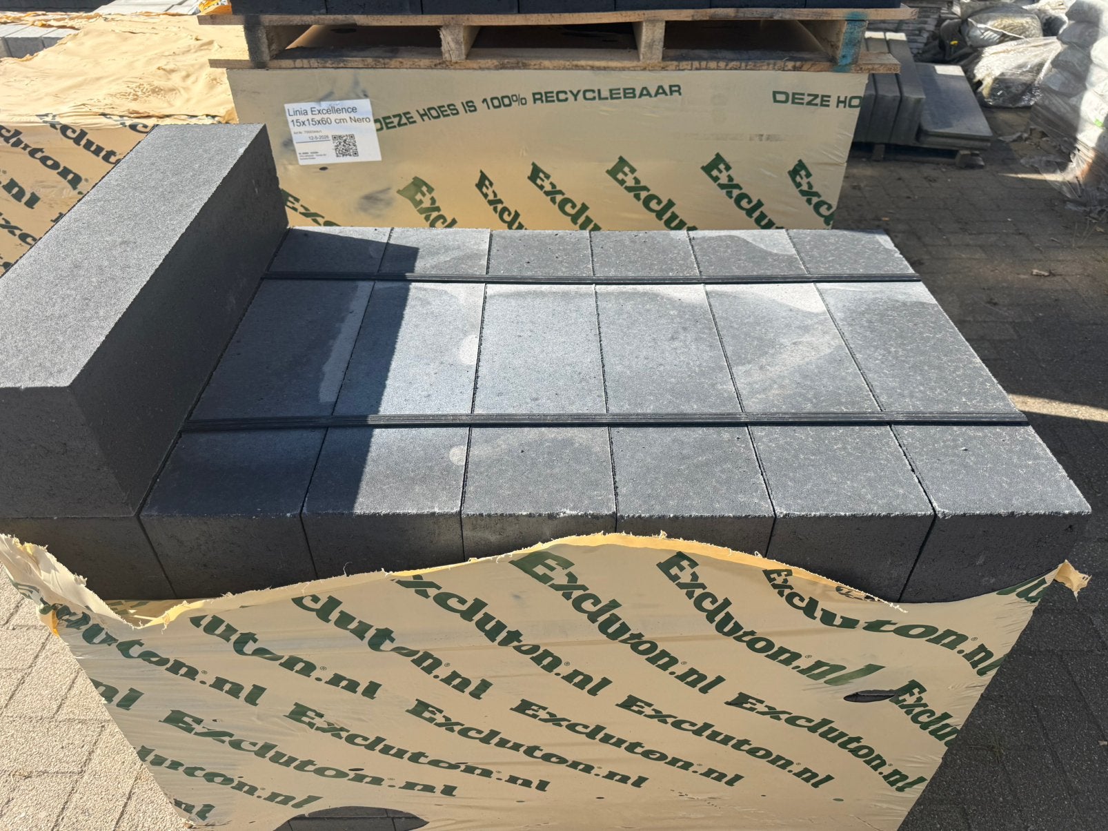 Linea blokken 15x15x60, Ophalen, Steen of Klei, Zo goed als nieuw, Minder dan 5 m²