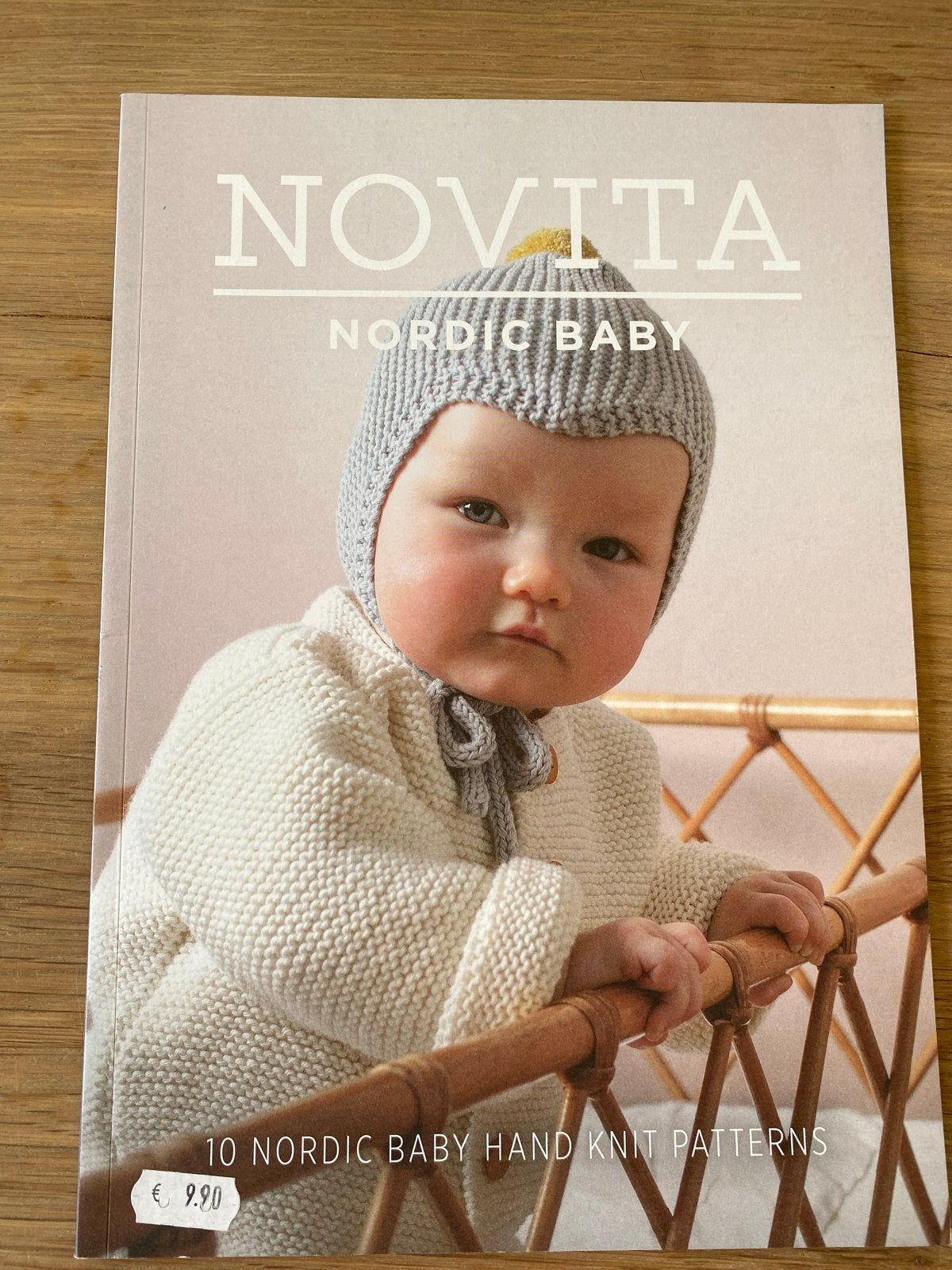 Novita Nordic Baby: 10 breipatronen voor baby's, Ophalen of Verzenden, Nieuw, Breien, Patroon of Boek