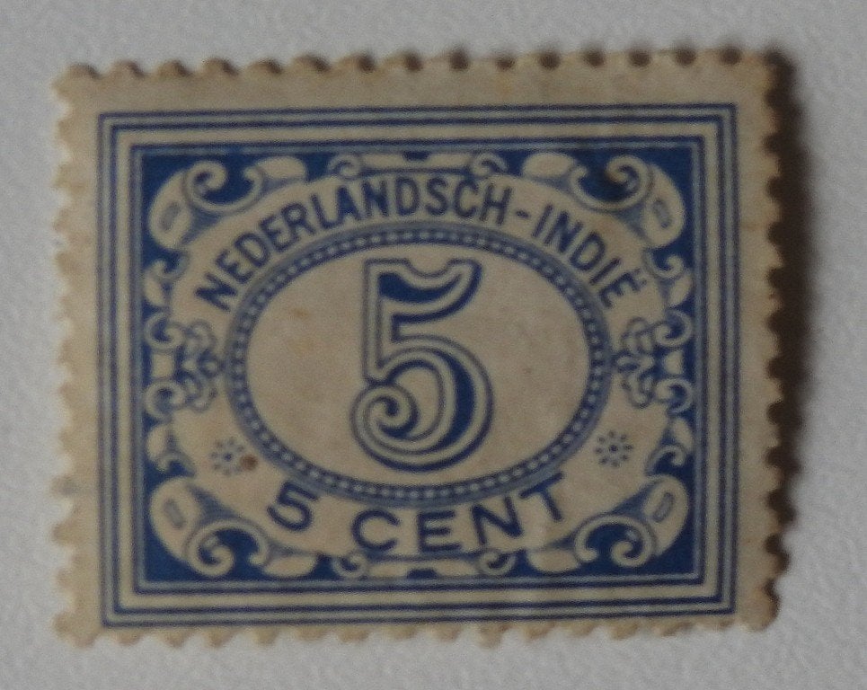1 postzegel kolonie Nederland Ned.- Indië 1928, Postzegels en Munten, Postzegels | Nederlands-Indië en Nieuw-Guinea, Verzenden