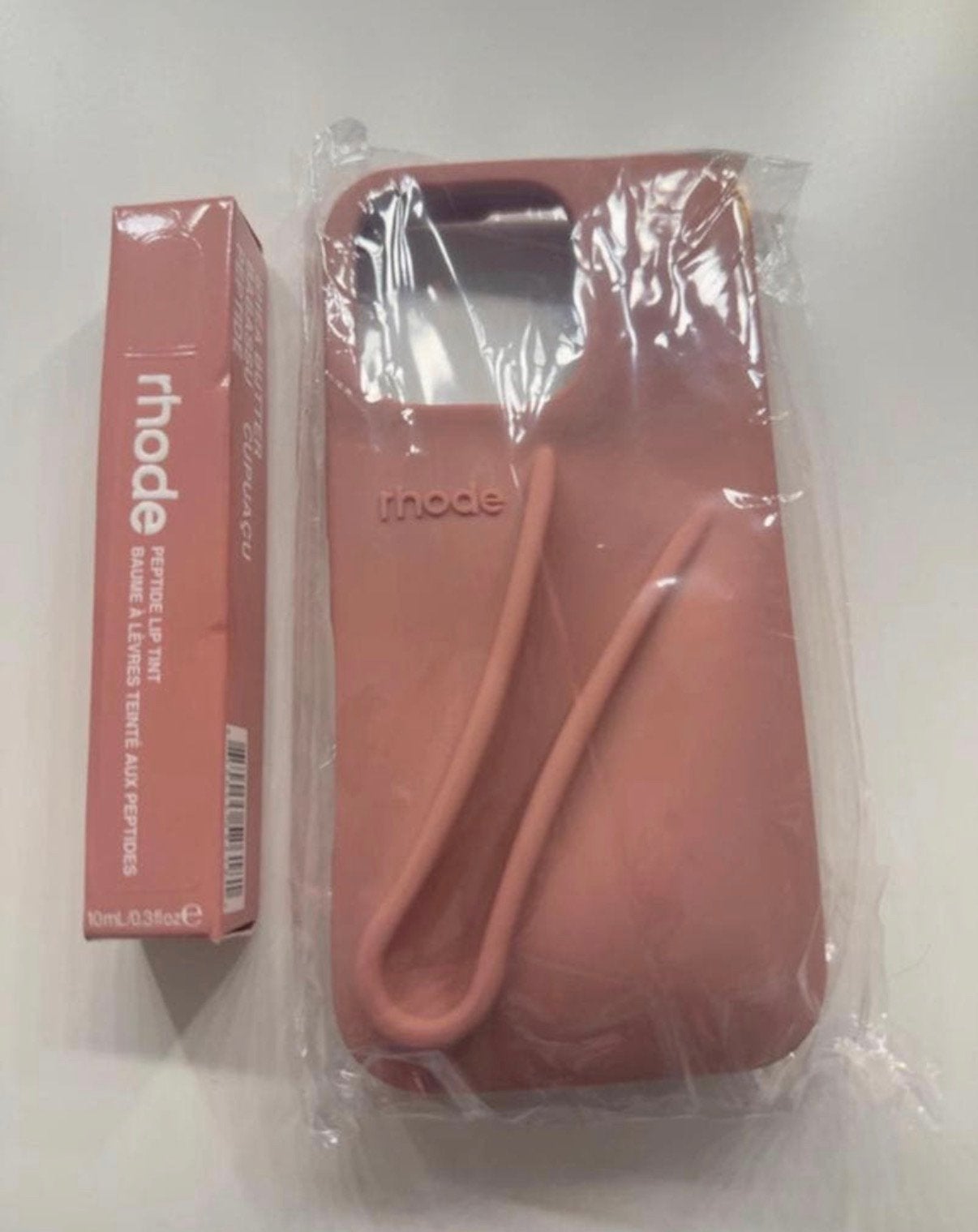 Rhode hoesje met lipgloss 16 pro, Ophalen of Verzenden, Nieuw, Rhode, Roze