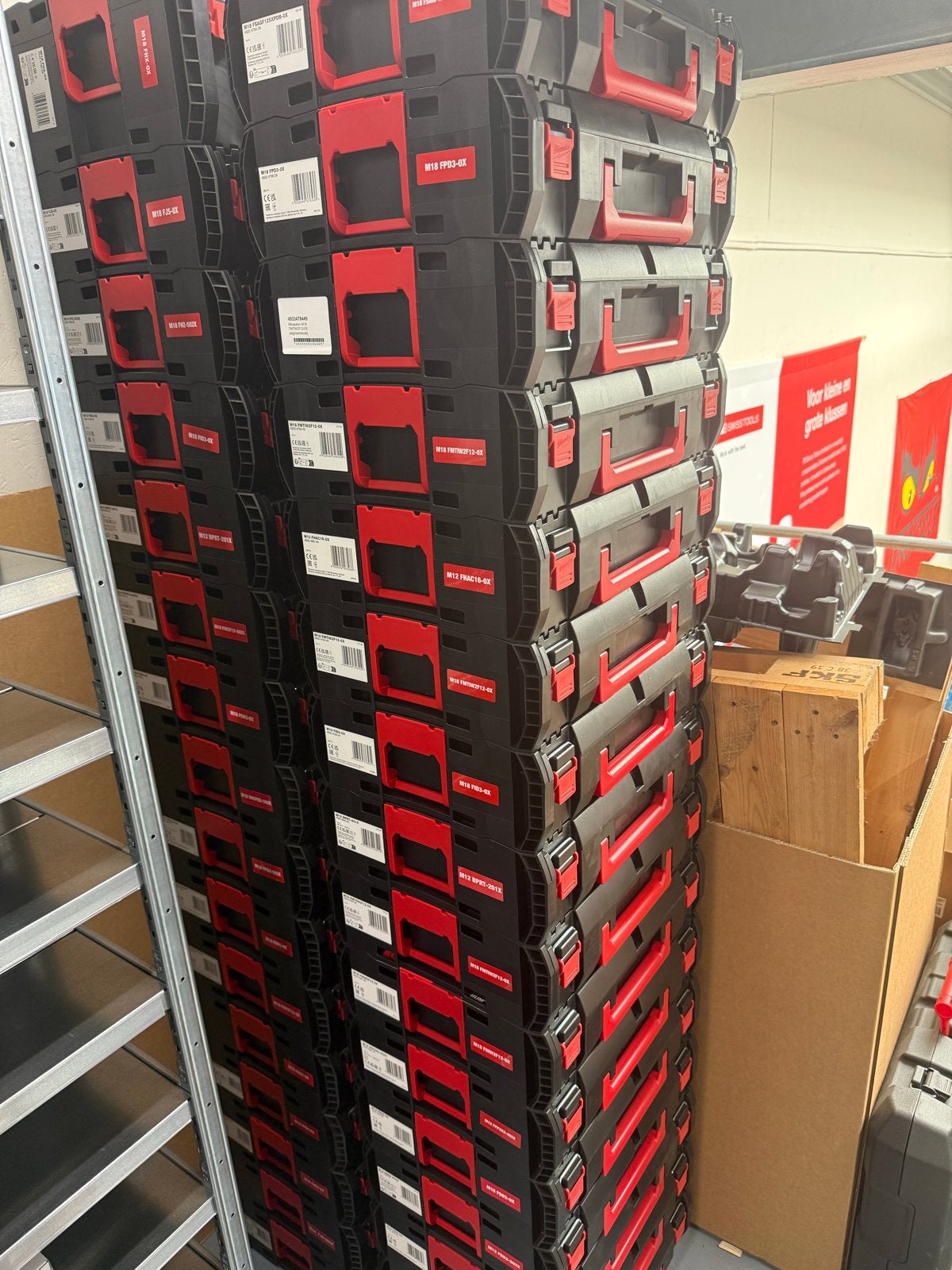Milwaukee HD box leeg - Diverse maten beschikbaar, Ophalen, Nieuw, Gereedschapsopslag, Milwaukee