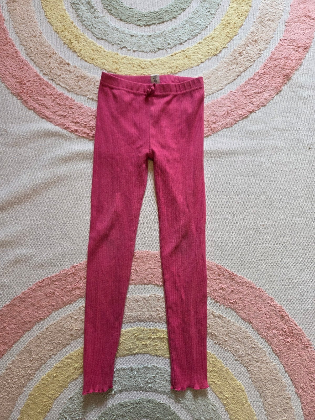 Roze fuchsia legging ribbel maat 122 Dopodopo, Kinderen en Baby's, Broek, Gebruikt, Meisje, Ophalen of Verzenden