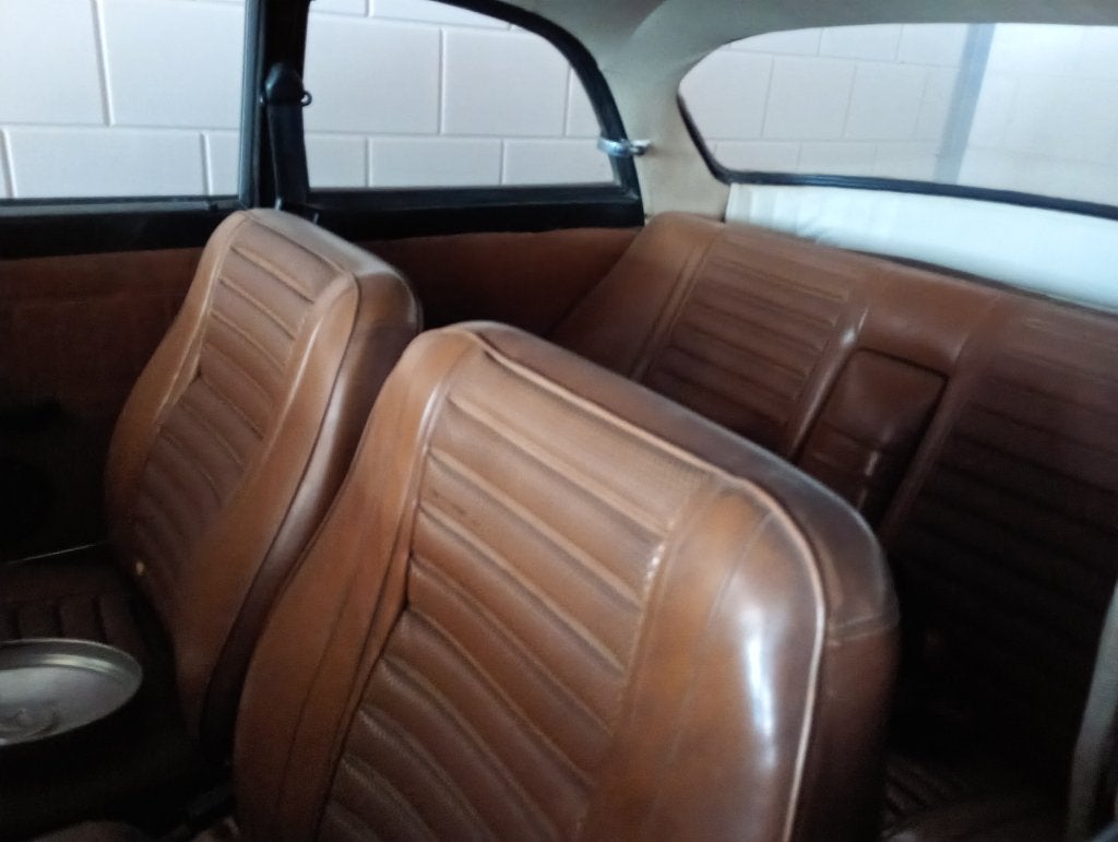 Twee Volvo's P121 Amazon / Eén PV544, Auto's, Achterwielaandrijving, Overige kleuren, Overige bekleding, Overige kleuren