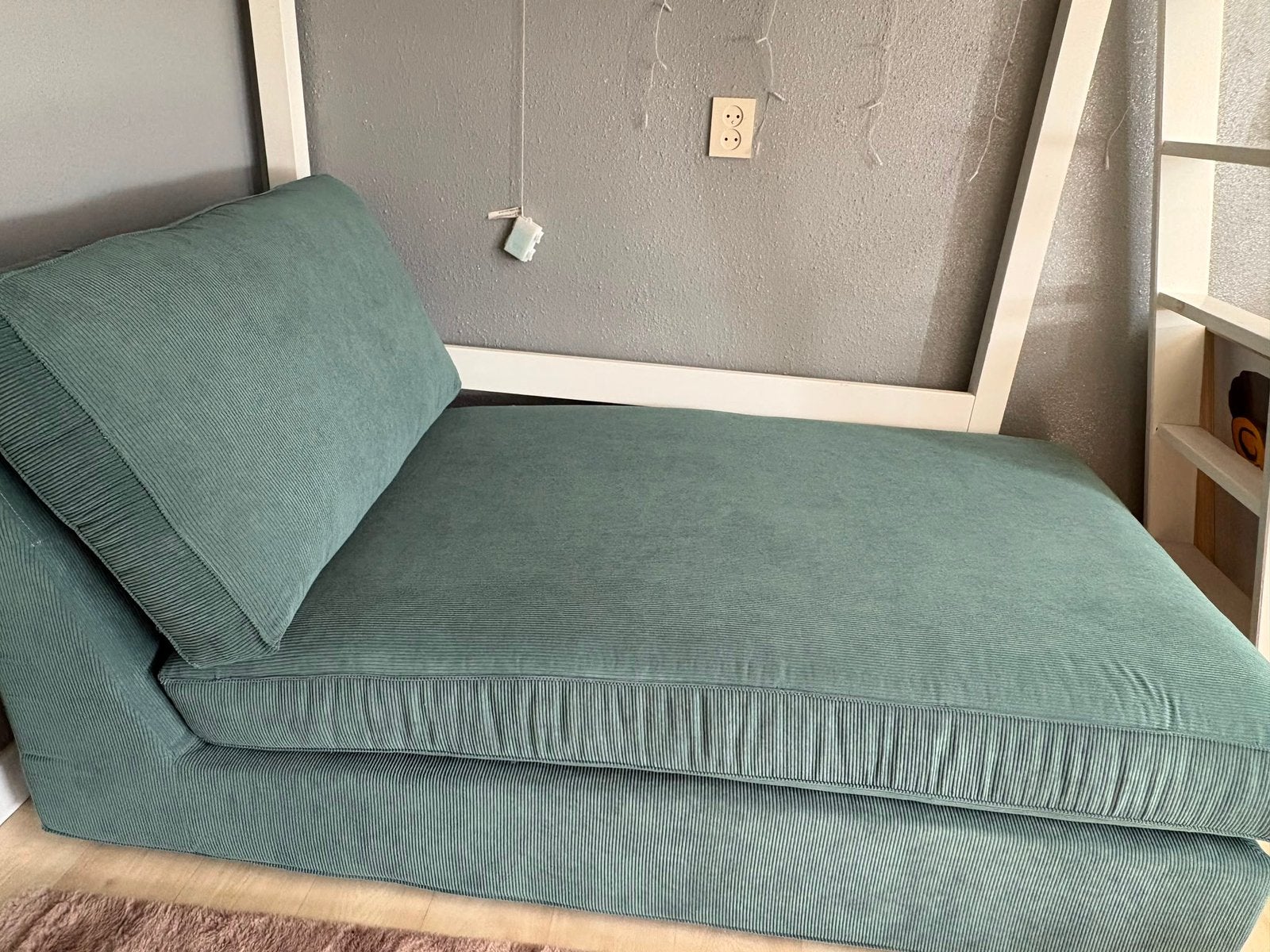 KIVIK chaisse longue zgan, Ophalen, Zo goed als nieuw, Eenpersoons, Minder dan 150 cm
