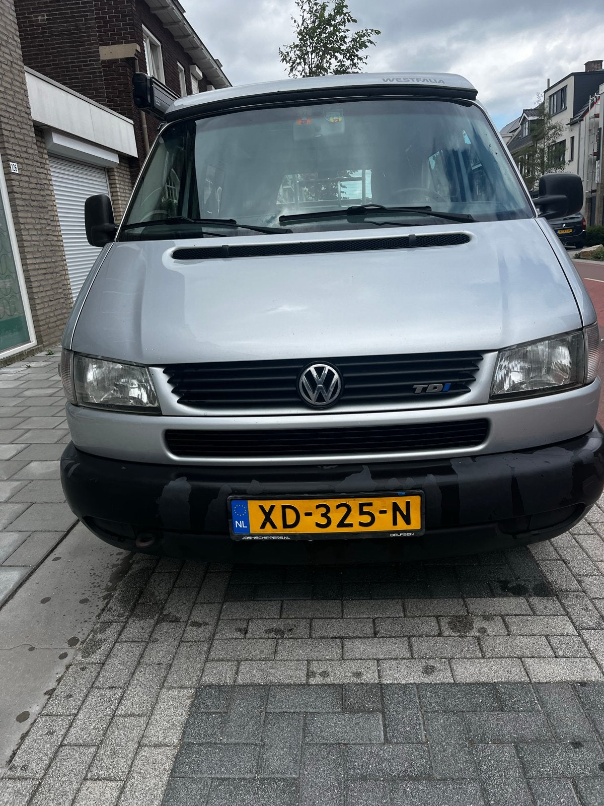 VW Multivan Camper met luifel en koelkast, Buscamper of Camperbus, Volkswagen, Particulier, Koelkast
