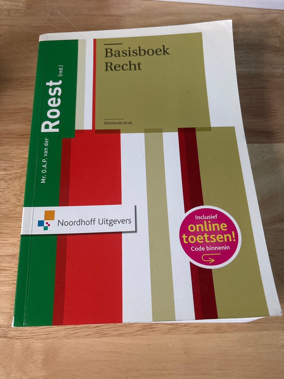 Basisboek Recht - Dertiende druk (Mr. O.A.P. van der Roest), Ophalen of Verzenden, Gamma, Zo goed als nieuw, HBO