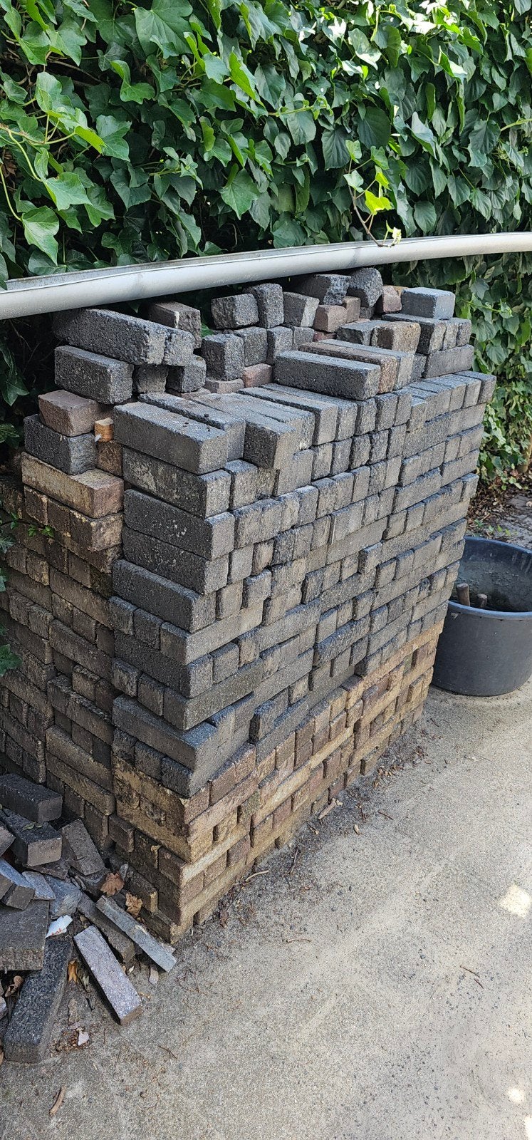 GRATIS! Dikformaat zevenduimer stenen, ca. 20 m2, Ophalen of Verzenden