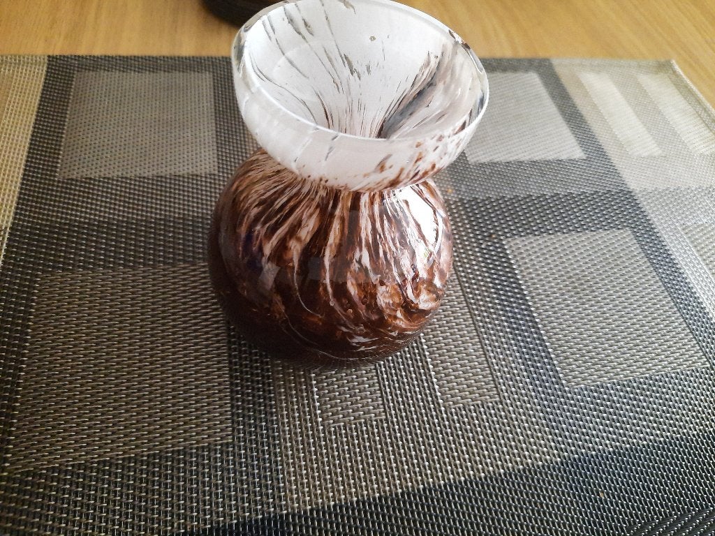 Kunst glas vaasje, Antiek en Kunst, Kunst | Designobjecten, Glas, Vaas, Ophalen of Verzenden, 10 cm