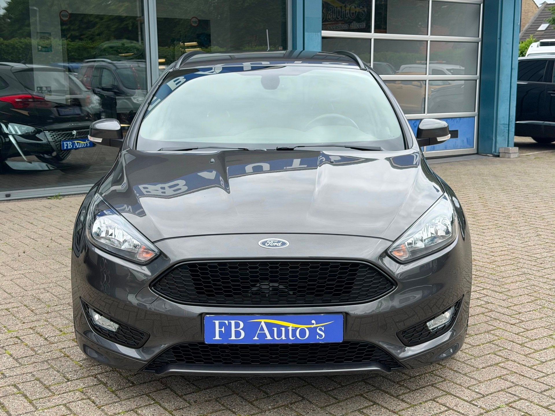 Ford Focus Wagon 1.0 EcoBoost ST Line Airco Lmv Carplay, Zwart, 1283 kg, Origineel Nederlands, Handgeschakeld
