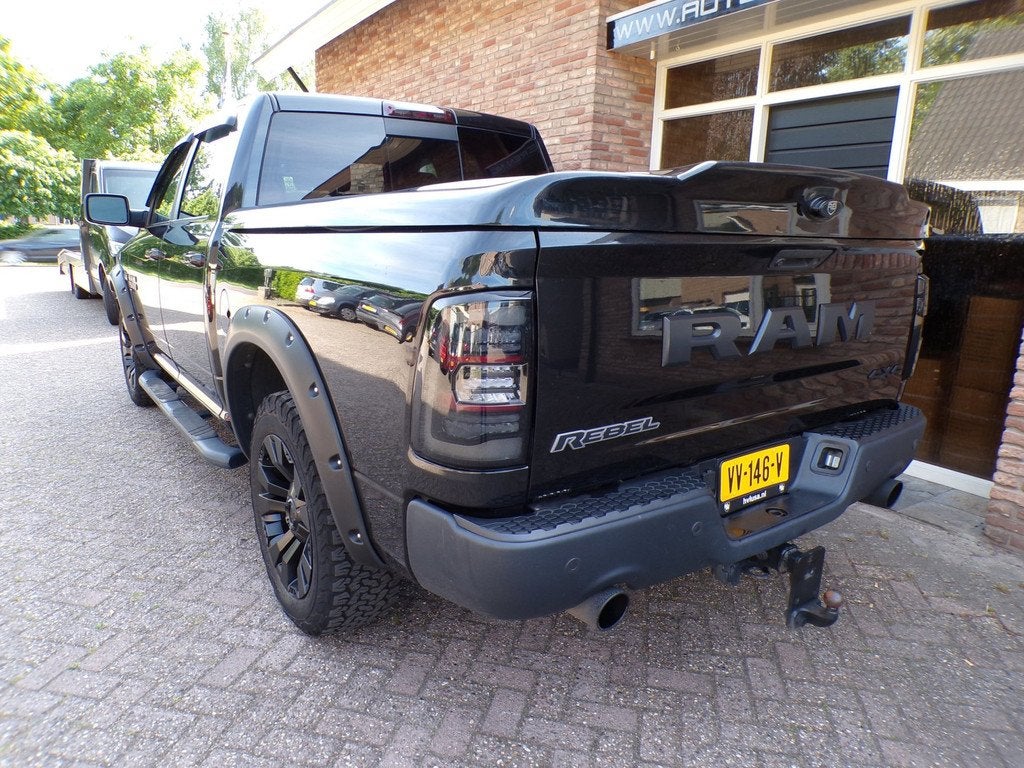Dodge Ram 1500 5.7 V8 4x4 Quad Cab 6'4, Automaat, Gebruikt, 5654 cc, Leder en Stof