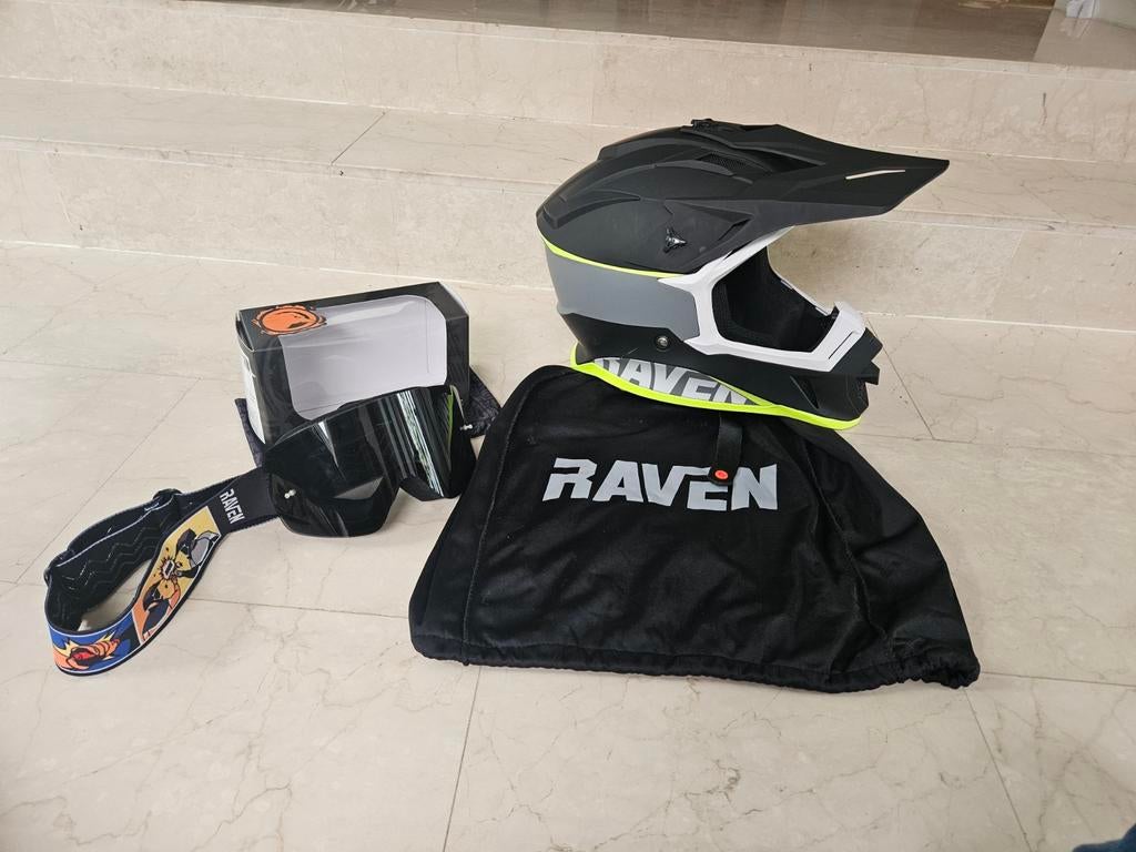 Mooie Raven crossmotor helm, Motoren, Overige merken, M, Ophalen of Verzenden, Tweedehands