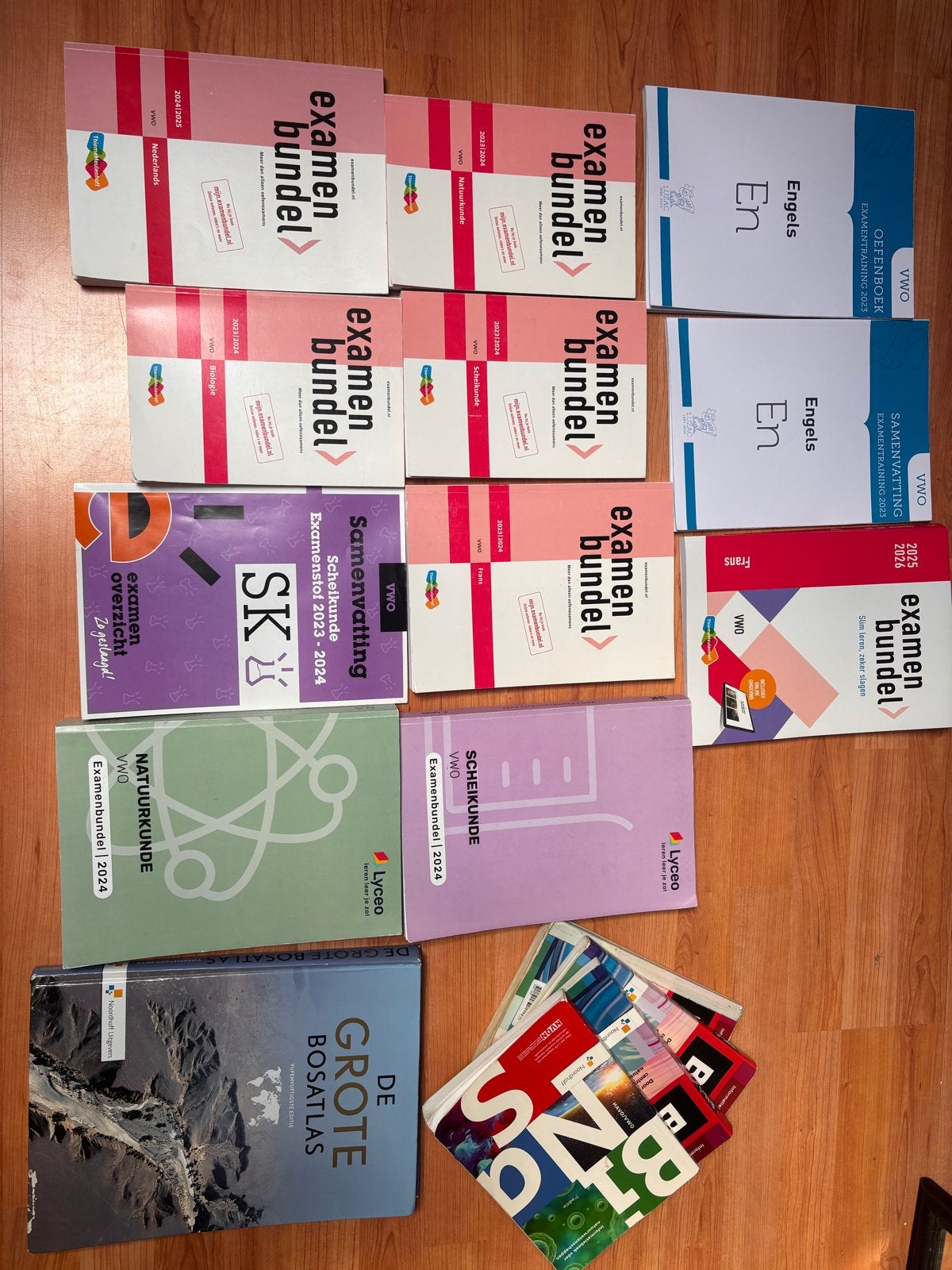 Examebundels VWO, Ophalen, Zo goed als nieuw, VWO