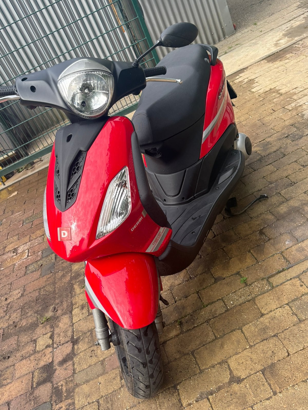 Piaggio fly Derbi Boulevard Four 125 (2012) Slechts 8.850 km, Ophalen, Gebruikt