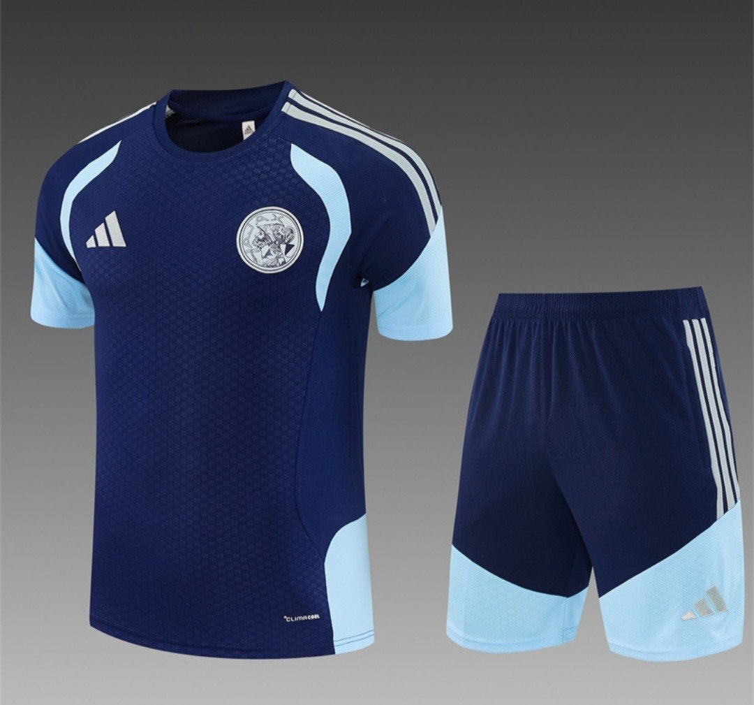 Diverse Ajax trainingspakken - Verschillende maten, Kleding | Heren, Sportkleding, Nieuw, Overige maten, Adidas, Voetbal