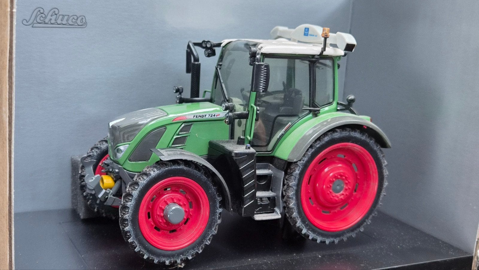 Fendt 724 Vario Verbouwd, Schuco, ., Tractor of Landbouw, Nieuw
