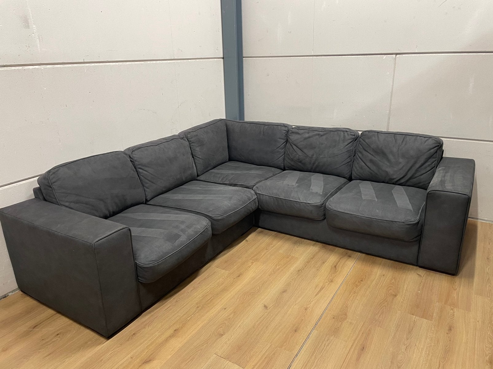 Mooie luxe suede donker groene hoekbank - GEREINIGD!!!, Ophalen, 250 tot 300 cm, Luxe, Hoekbank