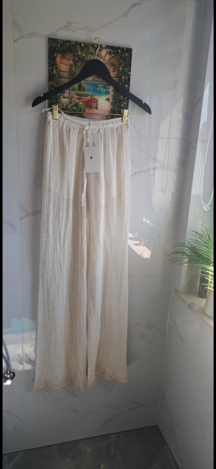 Lange gebreide broek met wijde pijpen, Maat 38/40 (M), Beige, Nieuw, Ophalen of Verzenden