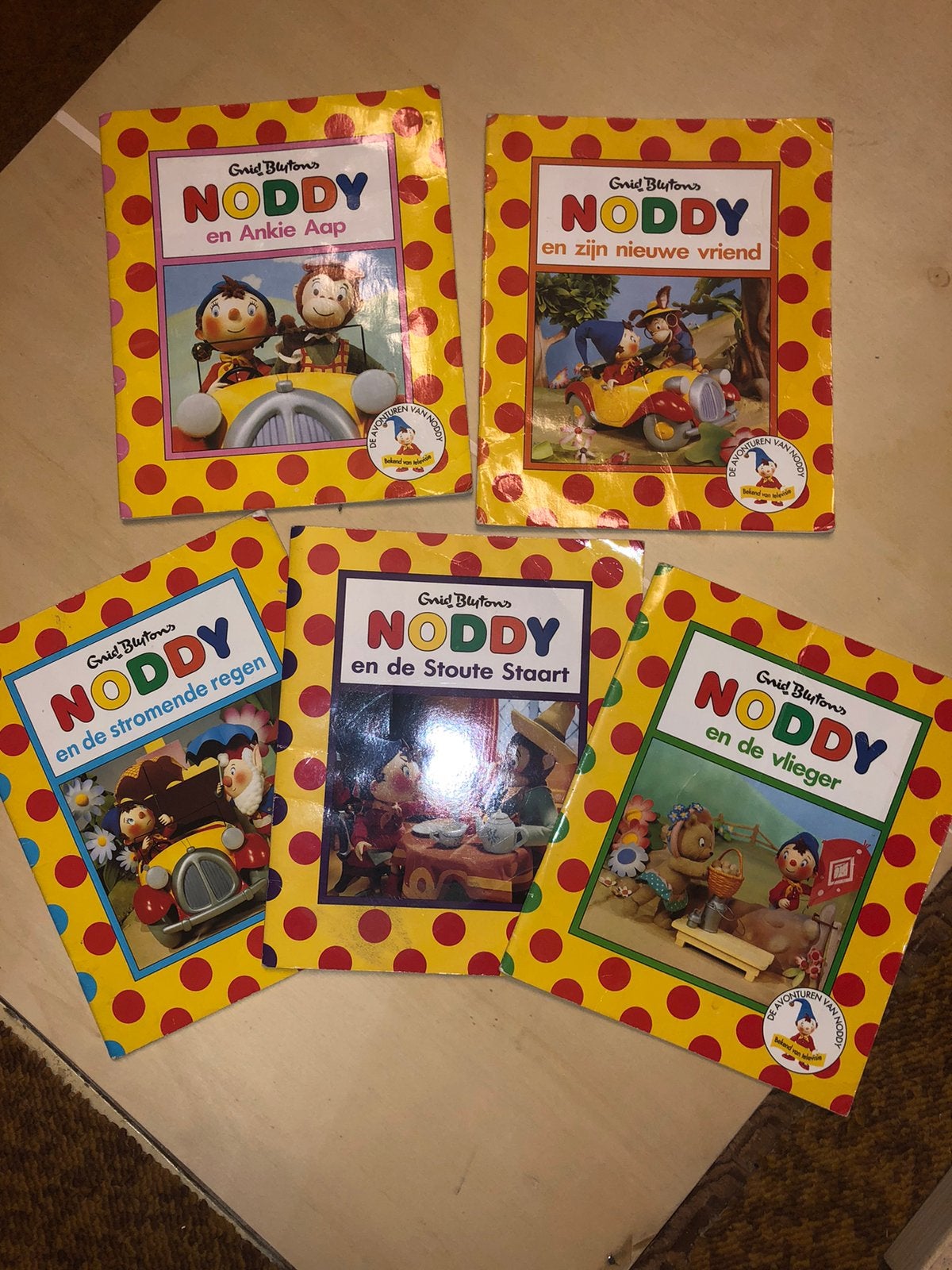 Noddy boeken 5 stuks, Ophalen of Verzenden, Zo goed als nieuw, Sprookjes