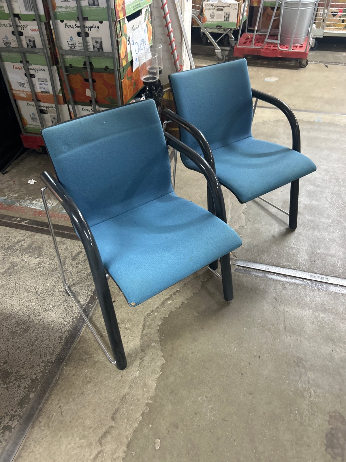 2 Thonet S320 stoelen, Ophalen, Twee, Blauw, Nb