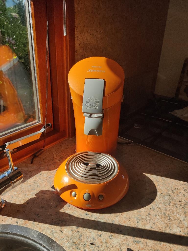 Oranje Philips Senseo koffiezetapparaat, Ophalen, Afneembaar waterreservoir, Gebruikt, Koffiemachine