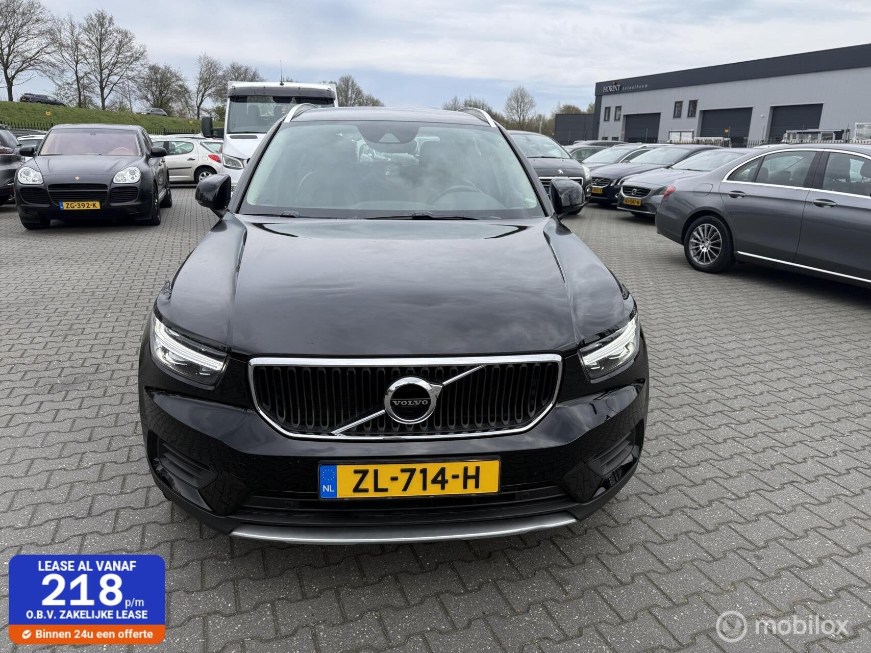 Volvo XC40 2.0 D3 AWD Momentum Pro leer navi, Automaat, Gebruikt, 4 cilinders, 1634 kg