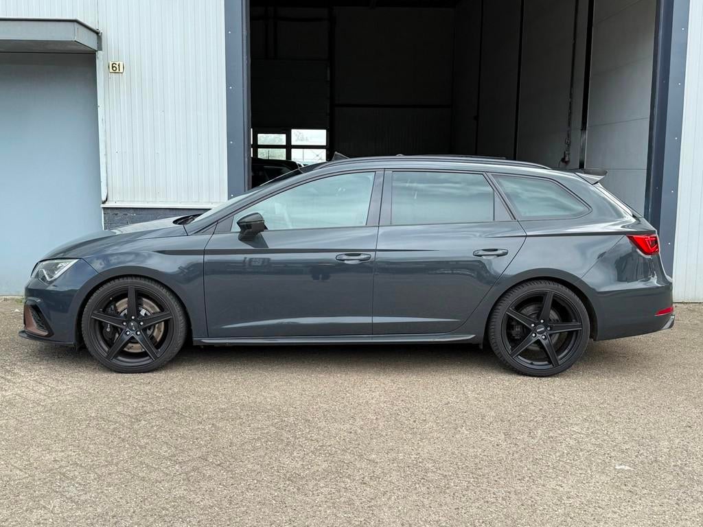 Seat Leon ST 2.0 TSI 4DRIVE CUPRA 300 DSG Pano Lichte Schade, Automaat, Gebruikt, 4 cilinders, 1984 cc