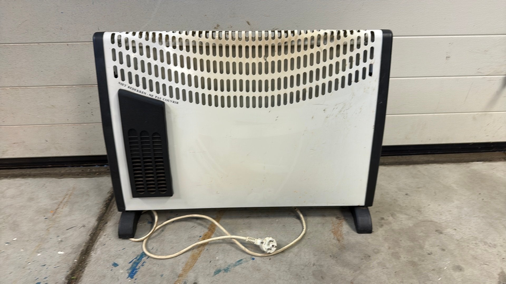 kachel met ventilatorfunctie. 2000watt, Ophalen, Gebruikt, Radiator, Minder dan 60 cm