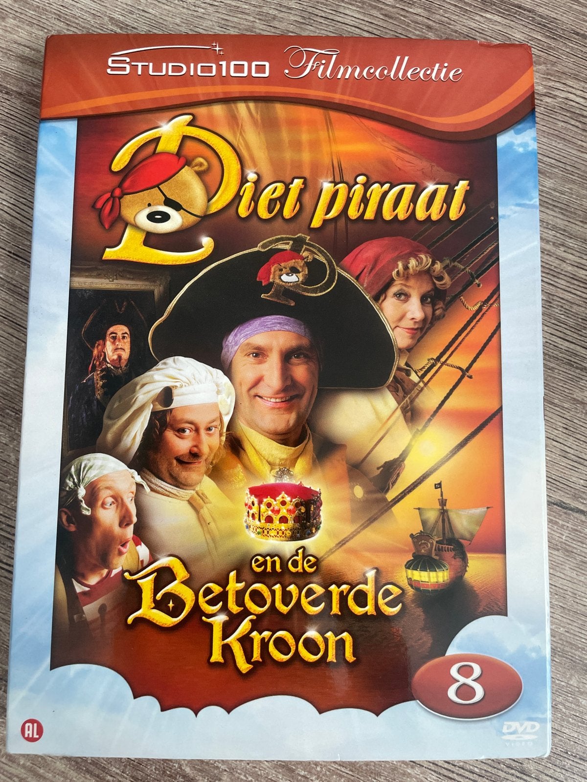 Piet Piraat en de Betoverde Kroon DVD - Studio 100, Cd's en Dvd's, Alle leeftijden, Nederlands, Zo goed als nieuw, Familie