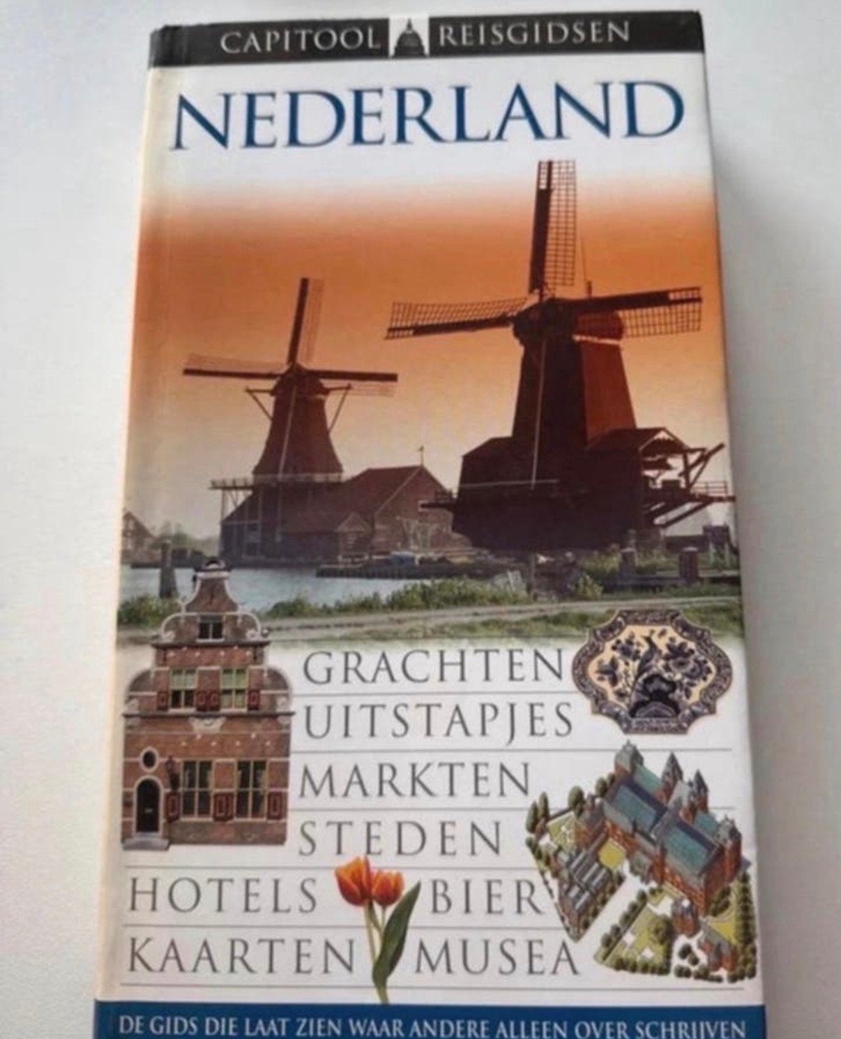 Capitool Reisgids Nederland - Ontdek de mooiste plekken, Boeken, Reisgidsen, Gelezen, Capitool, Ophalen of Verzenden, Reisgids of -boek