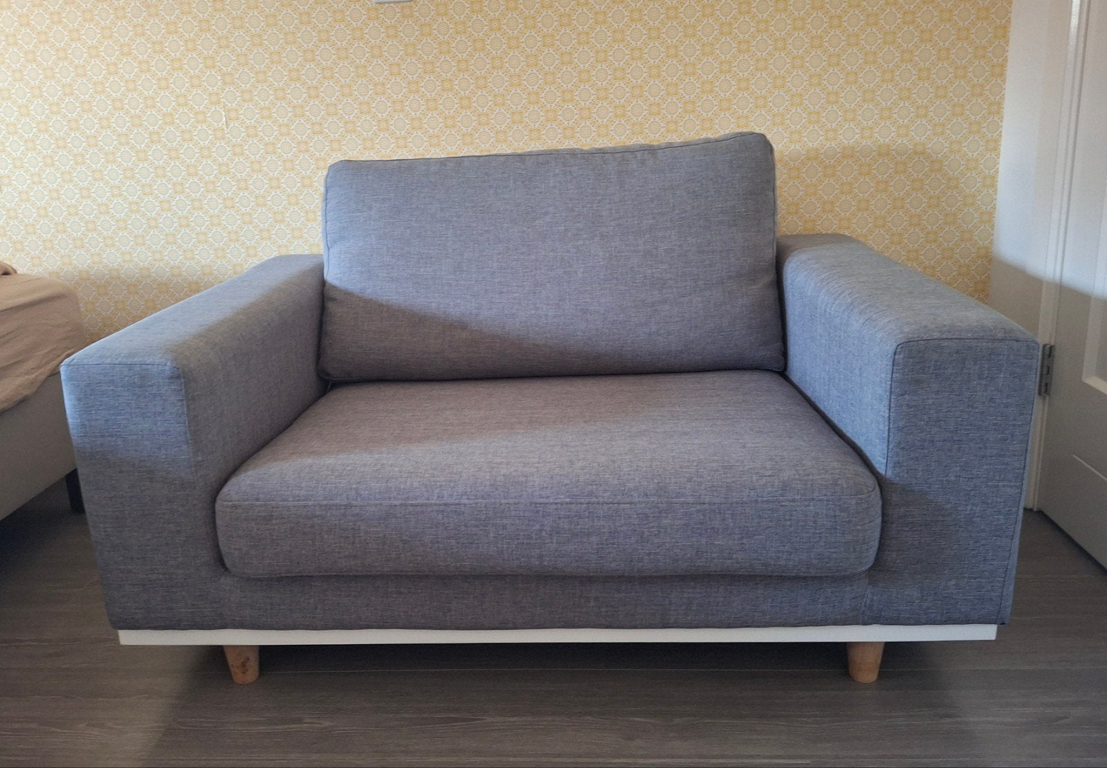 Klein bankje / loveseat, Huis en Inrichting, Banken | Bankstellen, Ophalen, Tweepersoons, 75 tot 100 cm, Zo goed als nieuw