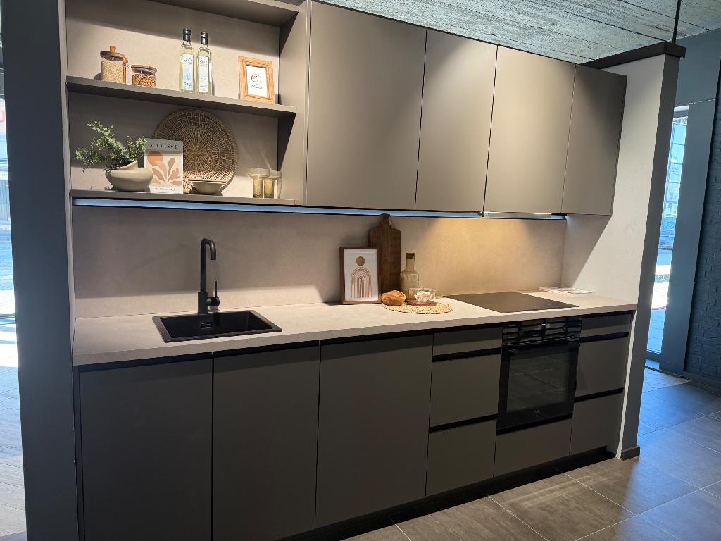 Showroom keukens compleet, Huis en Inrichting, Keuken | Complete keukens, Ophalen, Nieuw, Overige typen, Met kookeiland