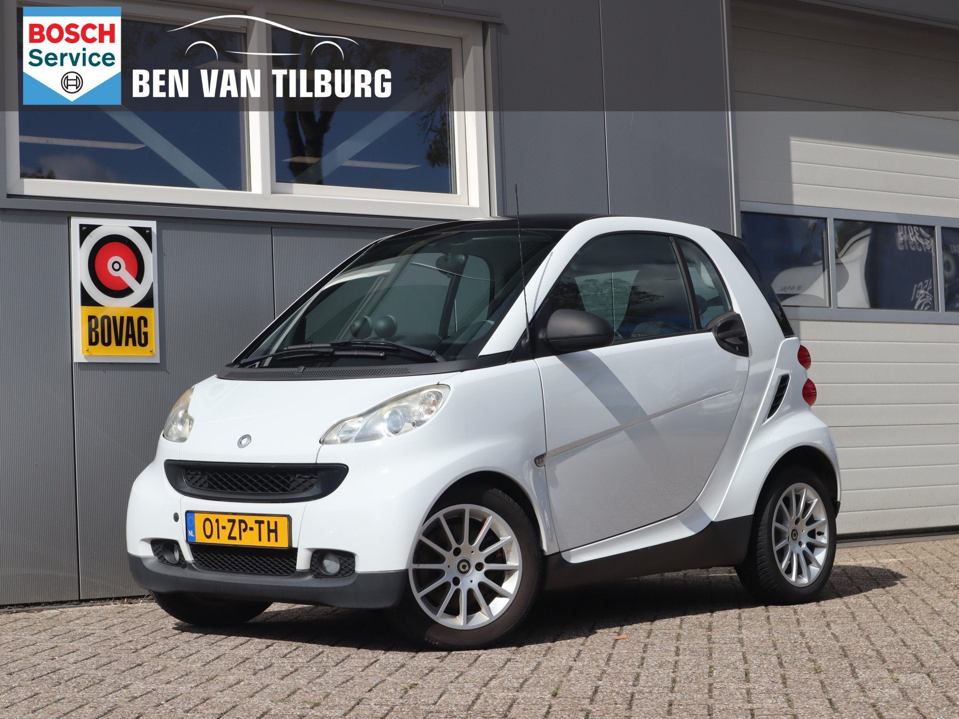 Smart Fortwo Coupé 1.0 mhd Pulse / Automaat / Pioneer / Lic, Auto's, Automaat, Gebruikt, 18 €/maand, Origineel Nederlands