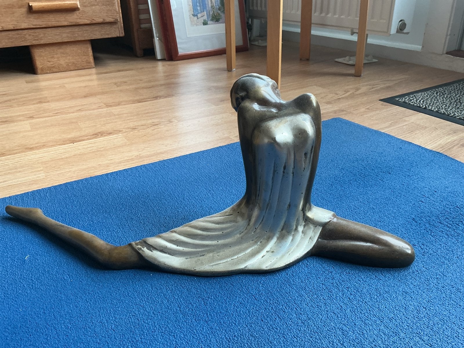 Bronzen beeld van liggende vrouw in Art Deco stijl, Ophalen, Art deco, 20 - 50 cm, Beeld