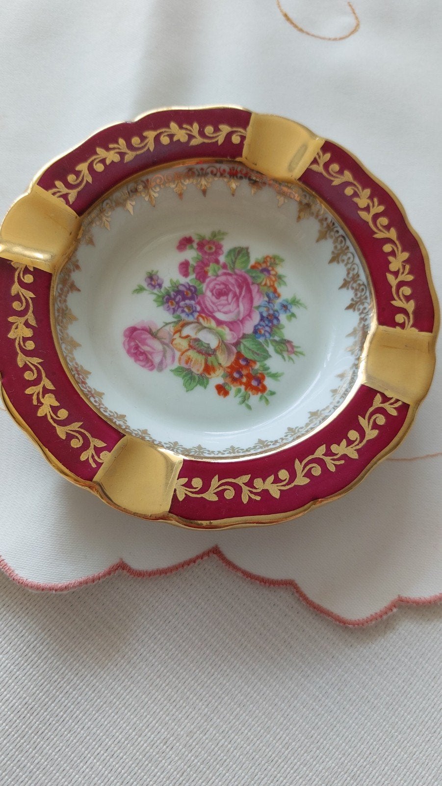 Nieuwe porseleinen asbak Limoges France, bloemmotief, Antiek en Kunst, Ophalen of Verzenden
