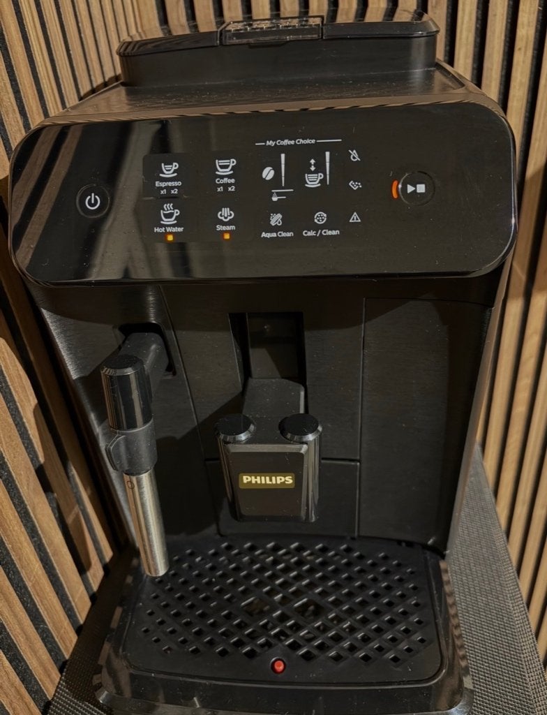 Philips 800 serie koffiebonen apparaat, Witgoed en Apparatuur, Ophalen, Koffiebonen, 2 tot 4 kopjes, Afneembaar waterreservoir
