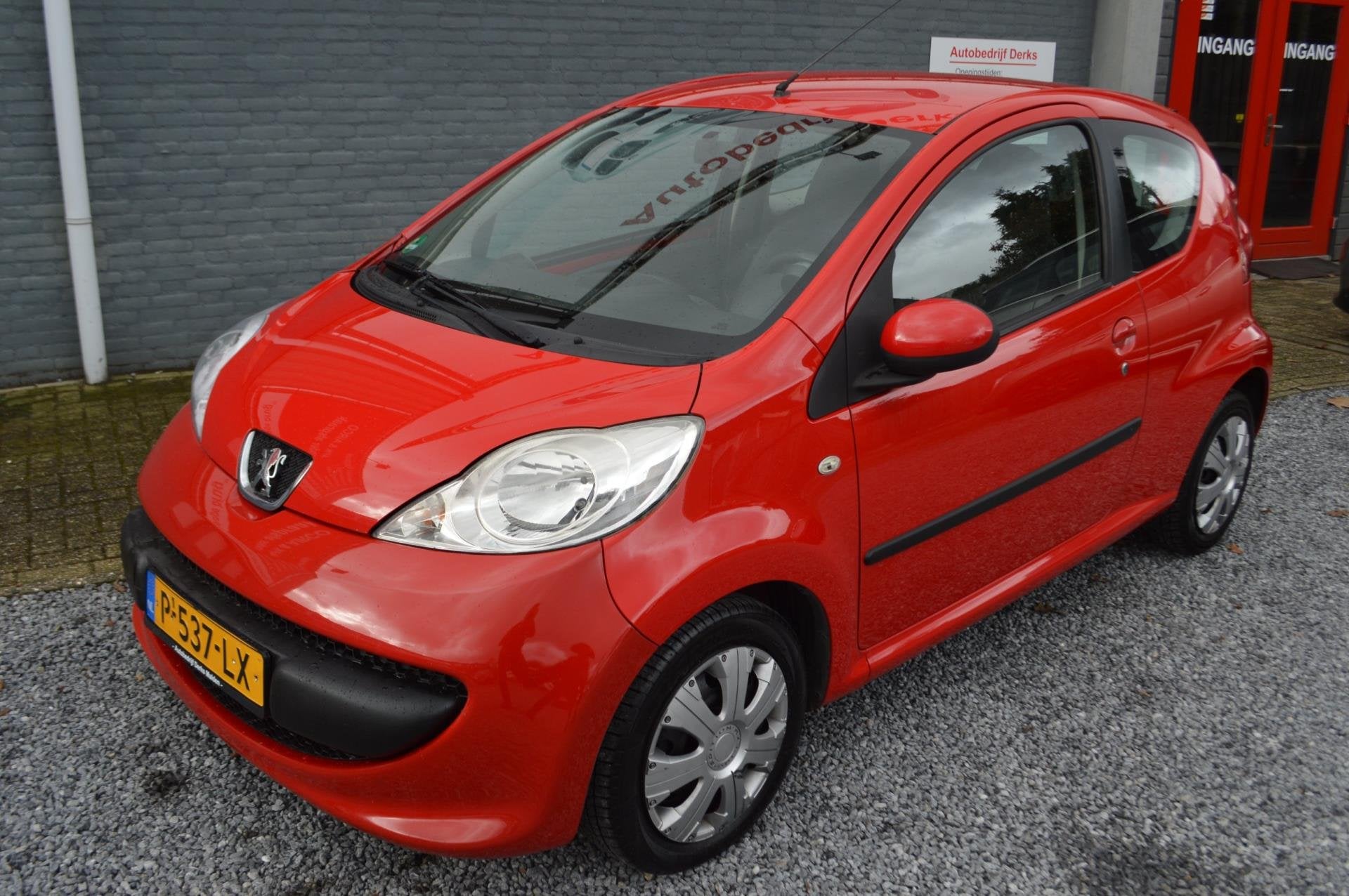 Peugeot 107 1.0-12V XR Airco Stuurbekrachtiging Jaar Garanti, Voorwielaandrijving, Stof, Gebruikt, 4 stoelen