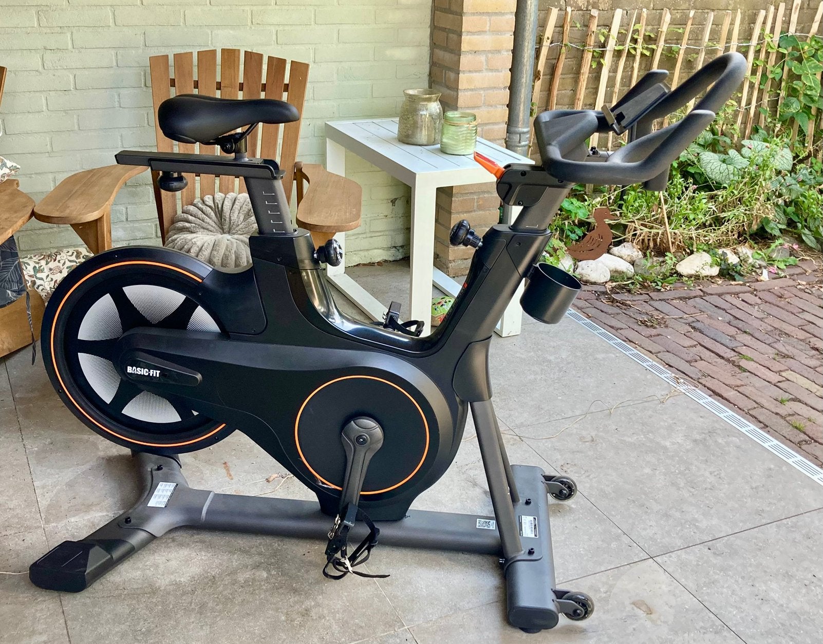 Basic-Fit Smart Bike – Bluetooth – Zwift/MyWhoosh, Ophalen, Zo goed als nieuw, Hometrainer