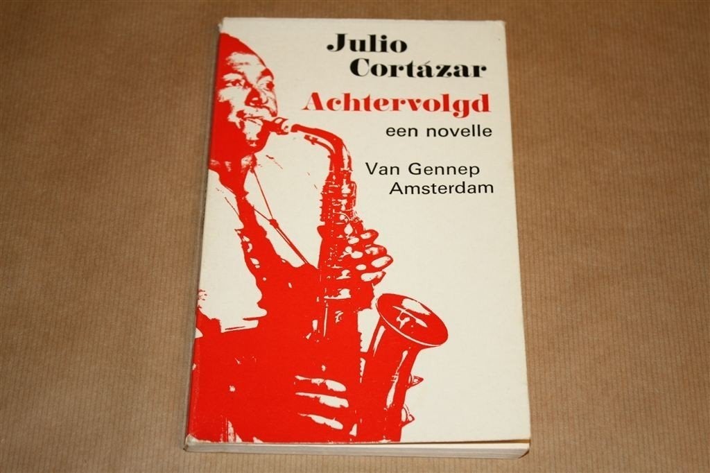 Achtervolgd. Een novelle. Julio Cortázar., Ophalen of Verzenden, Gelezen
