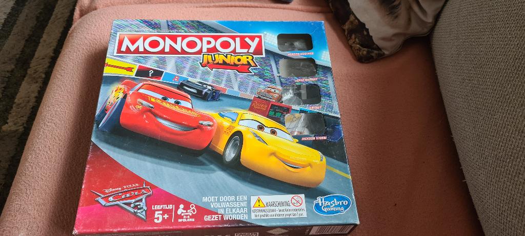 Monopoly junior disney cars, Hobby en Vrije tijd, Gezelschapsspellen | Bordspellen, Ophalen, Zo goed als nieuw
