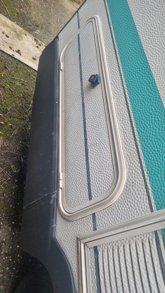Serviceluik wand opbergluik opbergvak luik camper, Verzenden, Gebruikt